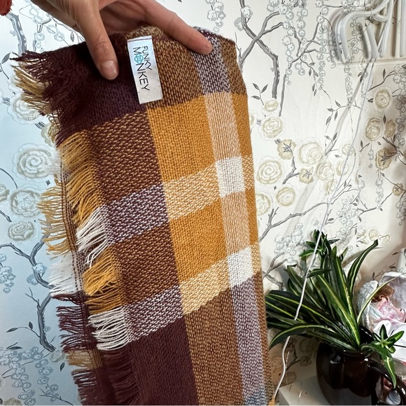 Funky Monkey‎ Infinity Scarf Unisex Plaid Tartan Fringe Brown/Orange 18" x 70" - Picture 5 of 5